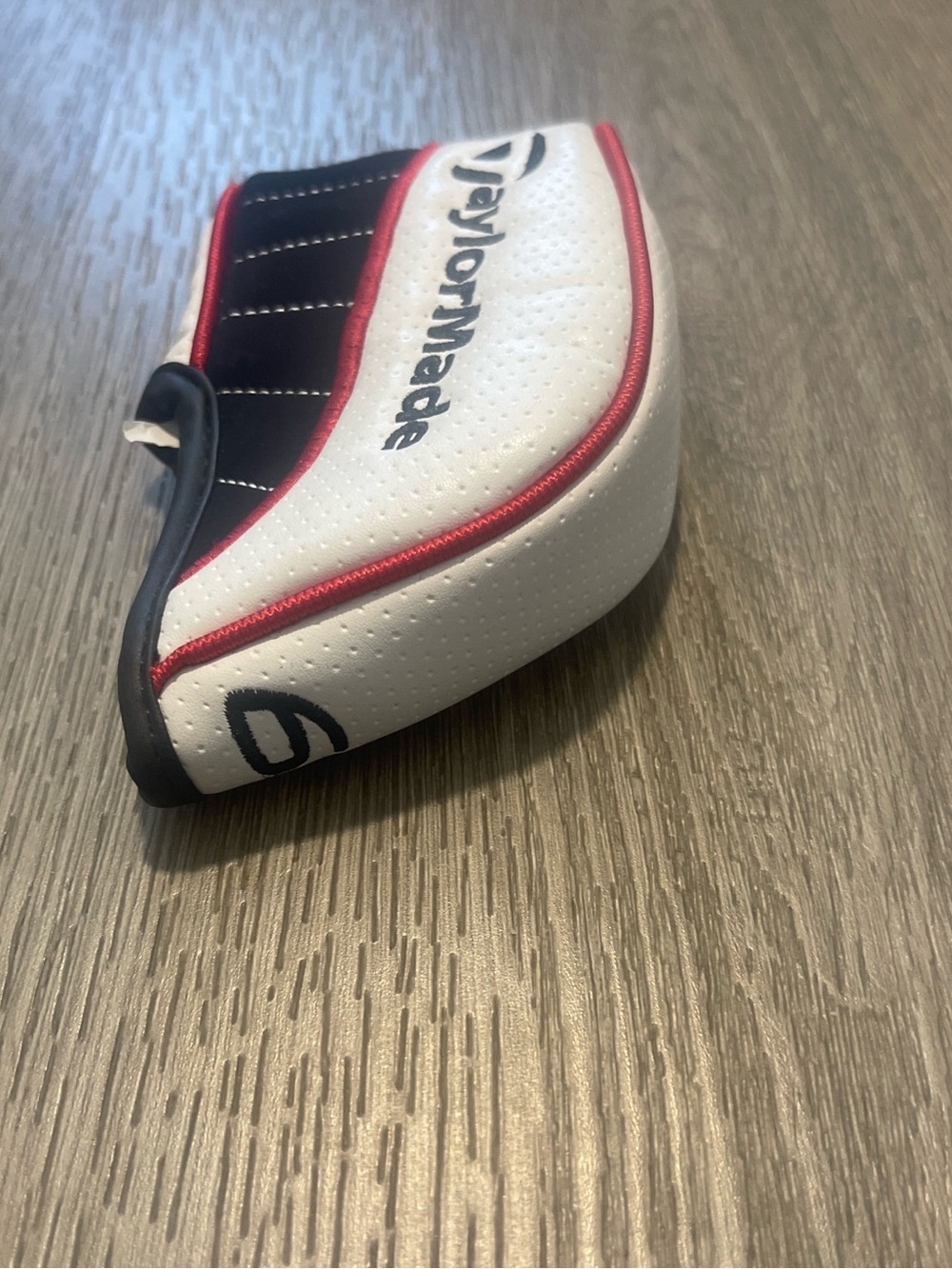 TaylorMade White, Black and Red Putter Headcover